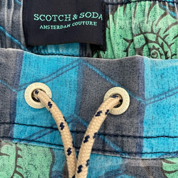 Scotch & Soda RARE Shell Print Swim Trunks Men's Large - Picture 4 of 7